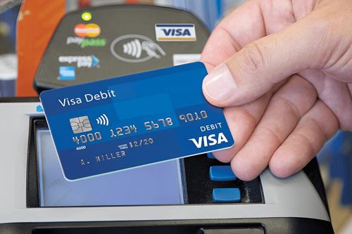 Thẻ phụ phát sinh nợ xấu, ai chịu trách nhiệm với ngân hàng?