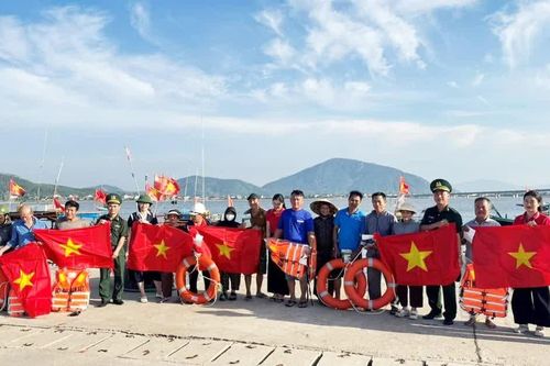 Để ngư dân 'nói không' với đánh bắt hải sản bất hợp pháp
