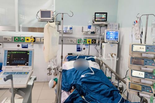 30 phút giành lại sự sống cho người đàn ông ngừng tim đột ngột