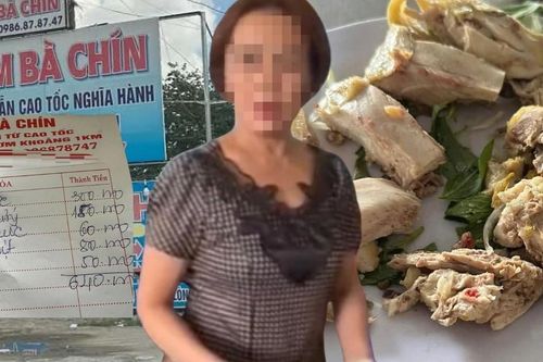 Bữa cơm gồm gà luộc, rau lang, thịt kho trứng giá 640.000 đồng: Chủ quán lên tiếng