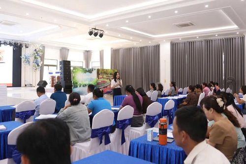 Nghệ An nâng cao năng lực truyền thông chăm sóc mẹ và trẻ em vùng cao