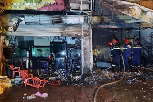 Cửa hàng bán gas ở Hải Phòng bất ngờ bốc cháy