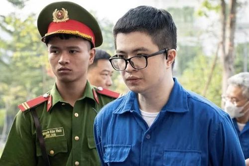 'Ông trùm' Mr Pips và đồng phạm bị tố đuổi đánh người khi trò bịp bợm bại lộ