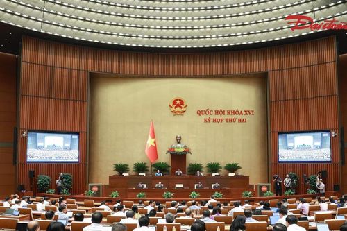 Quốc hội thảo luận sửa đổi nhiều luật về chứng khoán, công thương và nhà ở