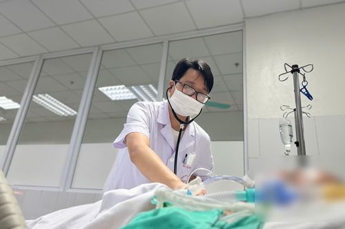 Sau khi truyền dịch, người phụ nữ nhiễm khuẩn huyết, suy đa tạng