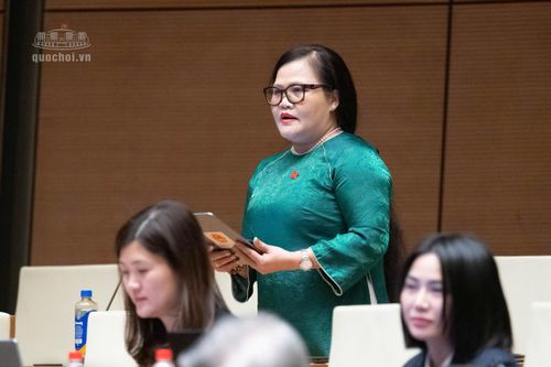 Đề xuất bố đơn thân cũng được ưu tiên mua nhà ở xã hội