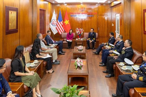 Đại sứ Hoa Kỳ tại Việt Nam thăm, làm việc tại Trường ĐH Hàng hải