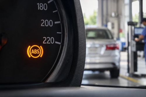 Đề xuất ô tô sáng đèn báo lỗi ABS phải sửa chữa, đăng kiểm lại