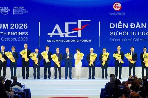 Thành phố Hồ Chí Minh: Công bố 12 dự án đầu tư với tổng vốn hơn 13 tỷ USD