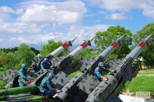 Trung đoàn 274 đẩy mạnh huấn luyện, tham gia diễn tập bắn đạn thật
