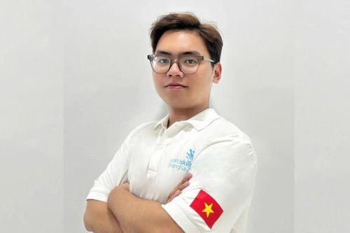 Thử sức theo lời rủ của bạn bè, nam sinh Việt ghi dấu tại 'WorldSkills 2026'