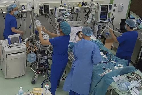 Cứu thành công bệnh nhi nguy kịch vì cúm A biến chứng viêm cơ tim tối cấp