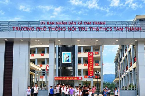 Điều tiết nhân lực, ổn định trường lớp sau sáp nhập ở Thanh Hóa