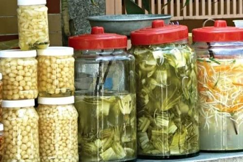 5 lưu ý ăn dưa, cà muối không hại sức khỏe