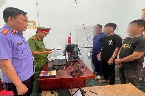 Khởi tố 3 đối tượng đi đòi nợ thuê, dùng vũ lực bắt 3 con gà trừ nợ