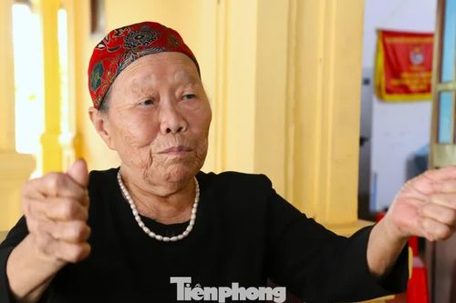 Gặp nữ thanh niên xung phong cầm liềm bắt sống phi công Mỹ