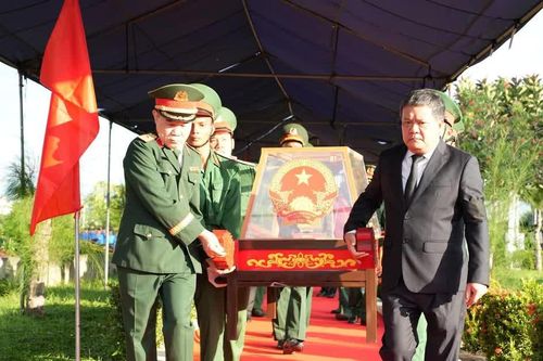 Khánh Hòa truy điệu, an táng 25 hài cốt liệt sĩ