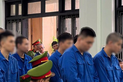 Xét xử vụ truy đuổi khiến 2 người tử vong ở Huế