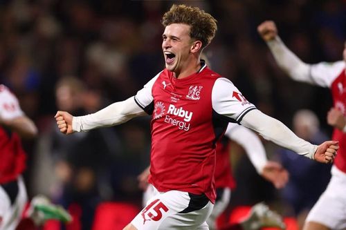 Arsenal thua sốc đội bóng 'bé hạt tiêu' ở cúp Liên đoàn Anh