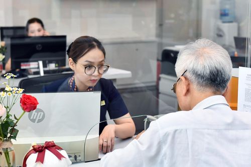 Ngân hàng đua khai thác bảo hiểm, thu hàng nghìn tỷ đồng