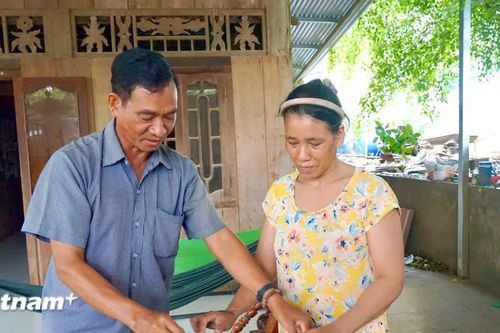 Lâm Đồng: Dấu ấn đổi thay ở làng K'ho La Dạ nhờ người có uy tín tận tâm