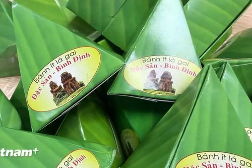 Bánh ít lá gai - thức quà dân dã đậm tình quê của vùng đất võ