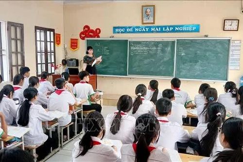 Không được cắt giảm hoạt động giáo dục tăng cường để chuyển sang hoạt động có thu tiền