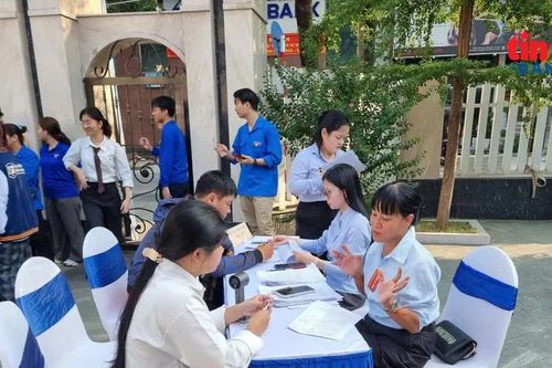 Trí tuệ nhân tạo tác động đến cơ cấu việc làm - Bài 1: Doanh nghiệp và người lao động thích ứng với AI
