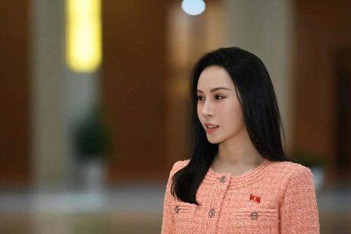Bên lề Kỳ họp thứ hai, Quốc hội khóa XVI: Sửa Luật Chứng khoán để khơi thông vốn, tăng trưởng hai con số