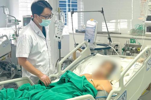 Tự ý truyền dịch 'thải độc gan', người phụ nữ 51 rơi vào cửa tử