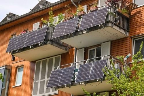 Australia tiến gần hợp pháp hóa điện Mặt Trời ban công