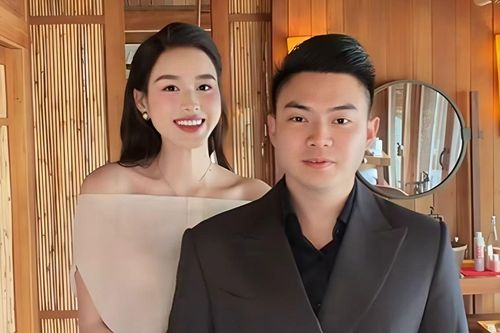 Chi tiết đặc biệt bên trong tổ ấm của Hoa hậu Đỗ Thị Hà và chồng