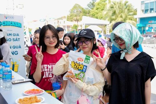 Thịt gia cầm chế biến Hàn Quốc được người Hà Nội đón nhận tại Lễ hội Con đường văn hóa Hàn Quốc 2026