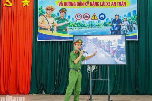 Chợ Mới đào tạo kỹ năng lái xe an toàn cho lực lượng cơ sở tại 24 ấp