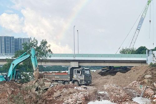 Phân luồng giao thông cụm nút giao thông Lê Thanh Nghị - Cách Mạng Tháng Tám - Thăng Long - đường dẫn lên cầu Hòa Xuân