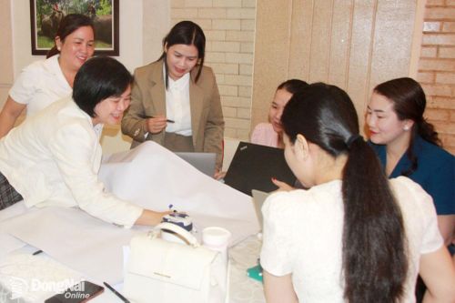 Trang bị kiến thức, kỹ năng tham gia giải quyết các vụ việc liên quan đến bạo lực, xâm hại phụ nữ, trẻ em