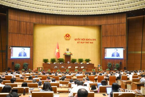Kỳ họp thứ hai, Quốc hội khóa XVI: Hoàn thiện quy định, bảo đảm chính sách hỗ trợ thực sự đến với người khó khăn về nhà ở