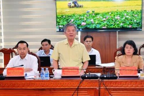 Lãnh đạo tỉnh làm việc với Hội Liên lạc với người đồng hương Đồng Tháp