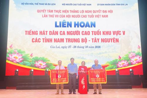 Khánh Hòa đoạt giải xuất sắc tại Liên hoan Tiếng hát dân ca người cao tuổi