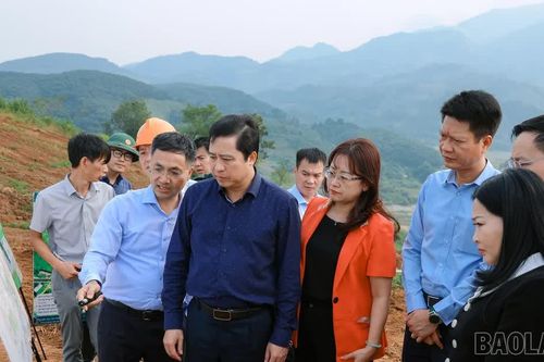 Thường trực Tỉnh ủy kiểm tra, đôn đốc tiến độ xây dựng trường học tại các xã biên giới thuộc giai đoạn 2