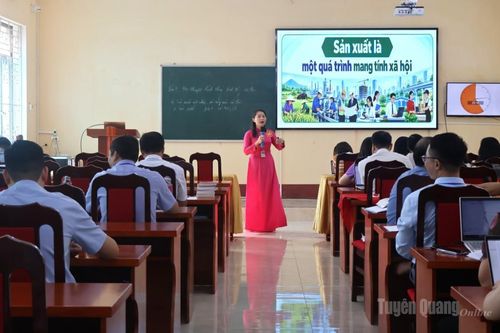 Trường Chính trị tỉnh thi giảng viên dạy giỏi