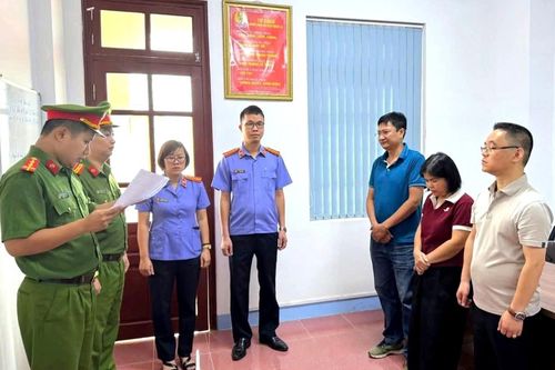 Để cấp dưới tham ô 18 tỷ đồng, lãnh đạo và kế toán chi nhánh phát triển quỹ đất bị khởi tố