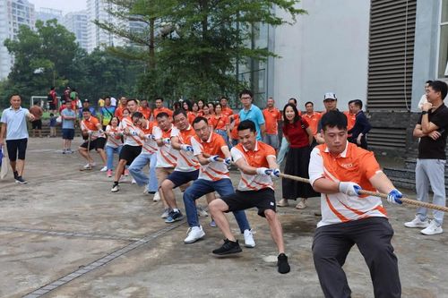 Chăm lo sức khỏe người lao động ngành Xây dựng từ sớm, từ cơ sở