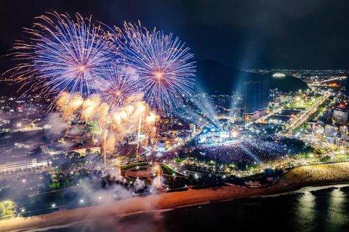 Người dân sẽ được chiêm ngưỡng pháo hoa tầm thấp tại Festival cồng chiêng Gia Lai 2026