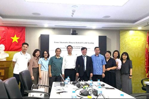 CIC tăng cường trao đổi kinh nghiệm quốc tế về phát triển sản phẩm điểm tín dụng lai