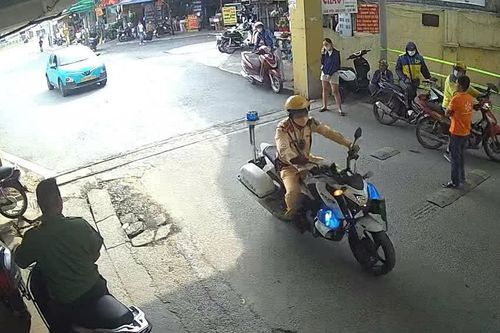 CSGT Hà Nội hai lần mở đường đưa sản phụ đến bệnh viện kịp thời