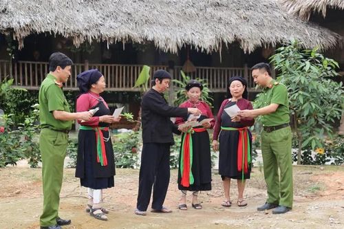 Việt Nam trong cuộc chiến chống mua bán người: Từ hoàn thiện thể chế đến hợp tác quốc tế