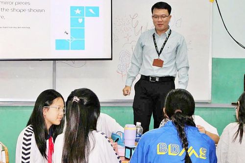 Chuyển đổi số giáo dục: Nền tảng để ứng dụng trí tuệ nhân tạo vào trường học