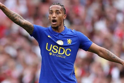Chelsea nhận cú sốc lớn về João Pedro