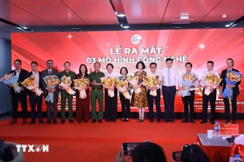 TP.HCM triển khai 3 mô hình chuyển đổi số, giảm thủ tục cho người dân